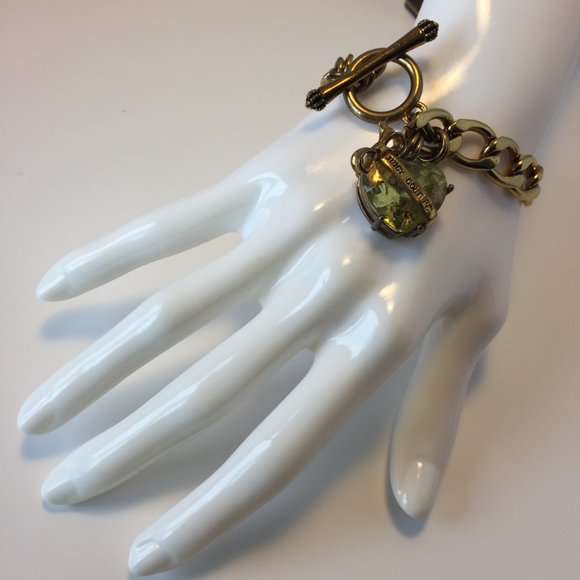💚🏆💎JUICY COUTURE Gold Charm Bracelet💎🏆💚 - Picture 3 of 4